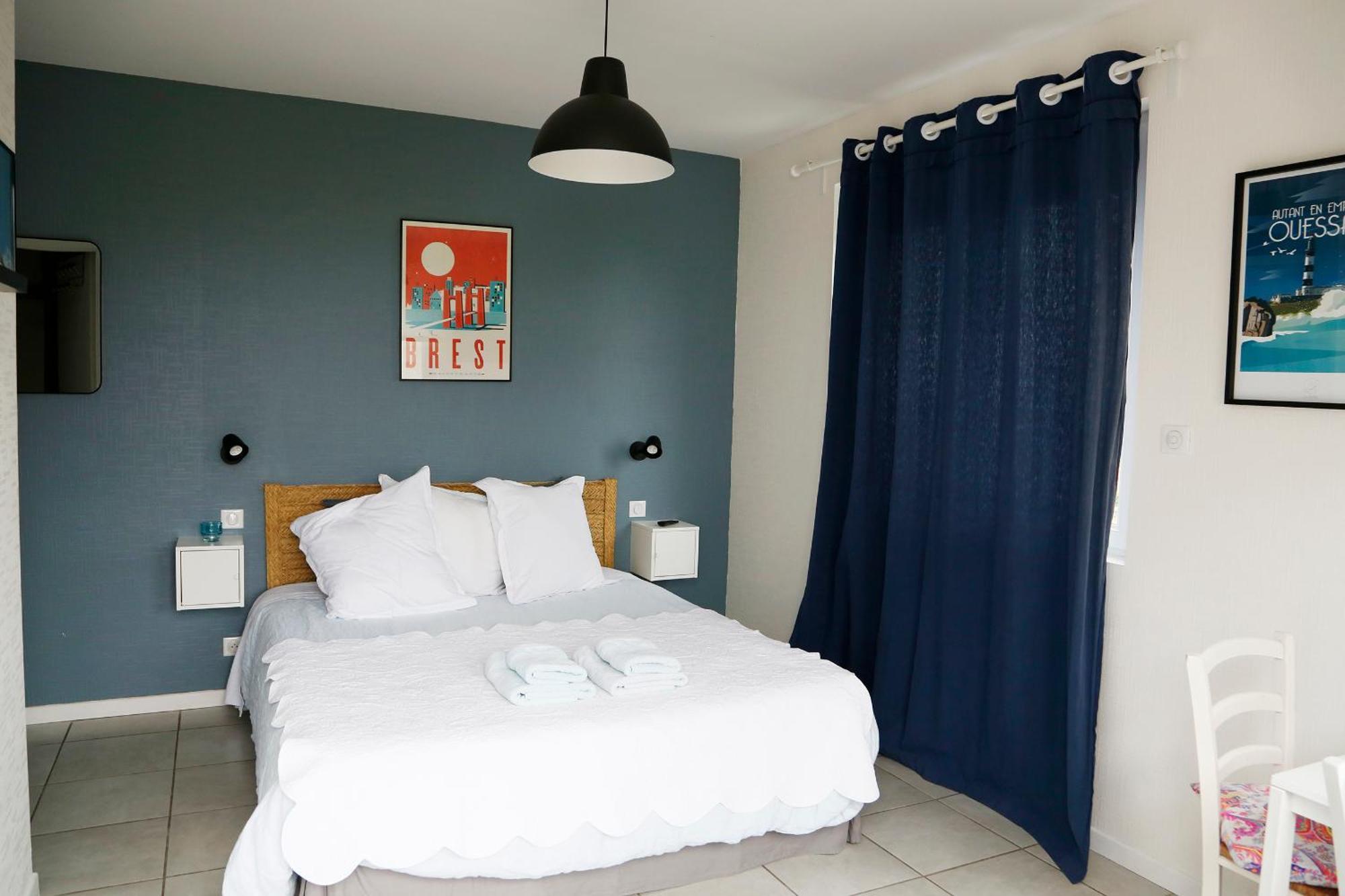 L'Atelier De Mezareun Bed and Breakfast Ushant Buitenkant foto